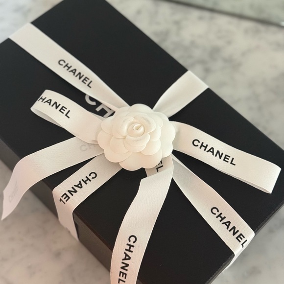 CHANEL Black Leather Block Heel Sandals with Gold CC Buttons - Picture 6 of 6